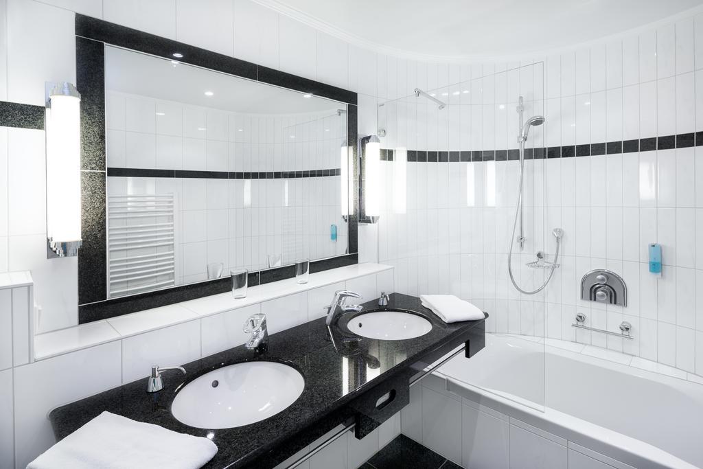Marburg Im Park Hotel 4*